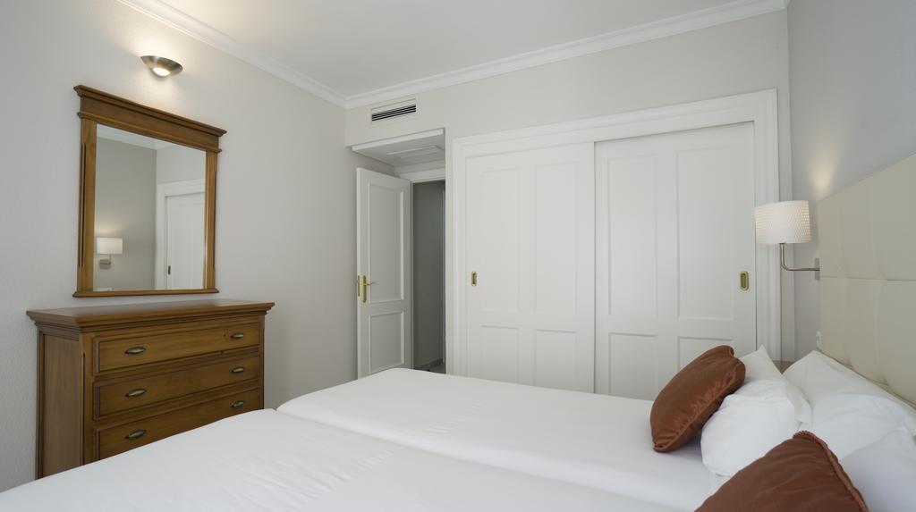 Club Jardines Del Puerto Apartment มาร์เบยา ภายนอก รูปภาพ