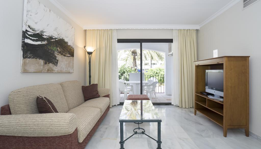 Club Jardines Del Puerto Apartment มาร์เบยา ภายนอก รูปภาพ